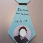 Gravatas feitas à mão, coloridas e com mensagem sobre o dia do pai e fotografia dos clientes do CRID
